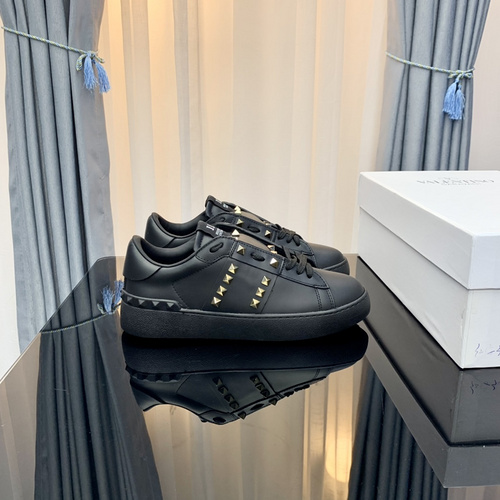 Valentino sneakers 35-44-d5b73498